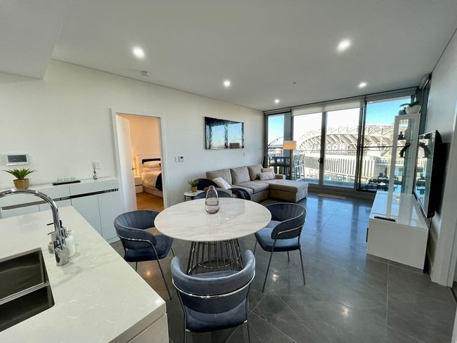 Olympic Park Delight - 2 Bdrm