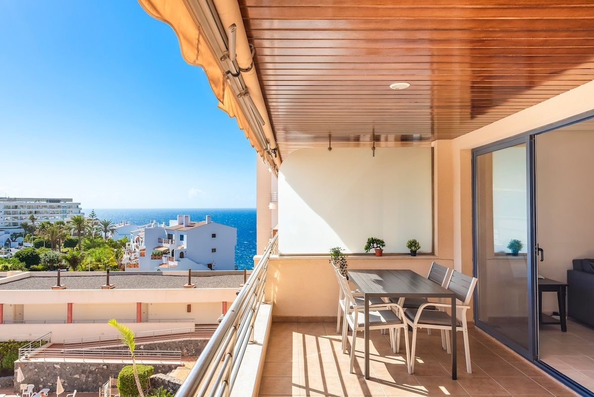Warm embrace holiday home