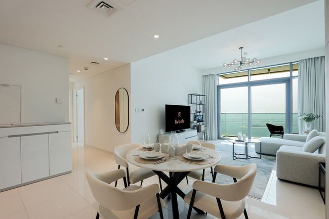 Sea View | 2B Beachfront Luxury | EmaarBeachfront