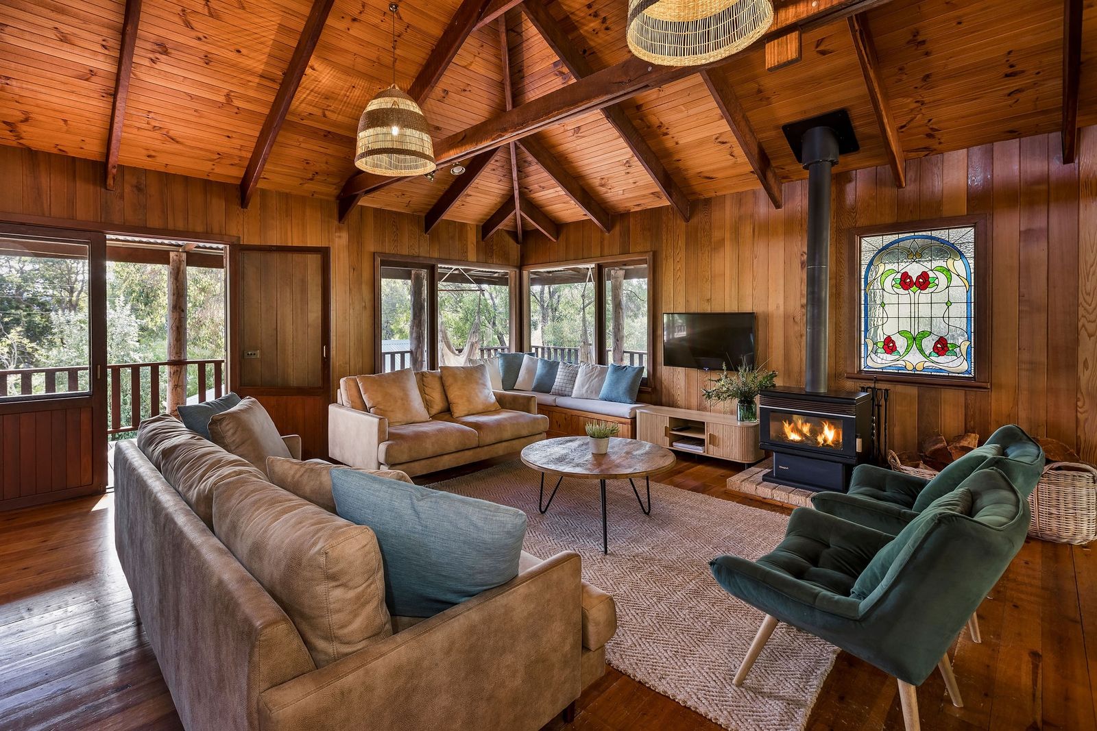 Eagle Bay Treehouse