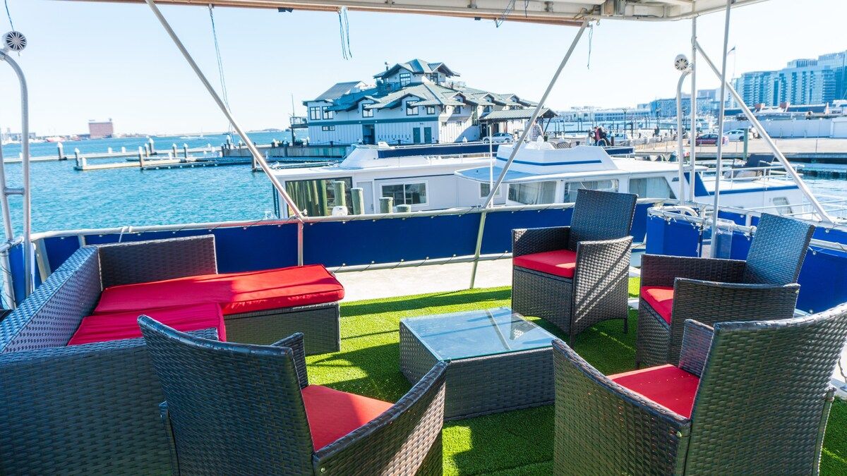 Paradise Found: Luxury Roof Deck