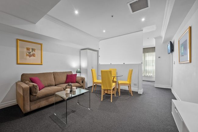 Sydney City Pool Spa Gym Circular Quay Hotel Style