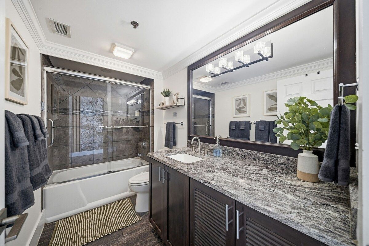 Olive Tide | Riverfront Downtown | Curated Design