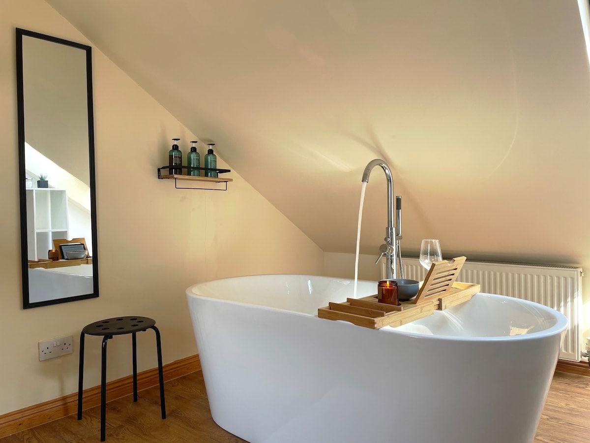 Mini-studio by HNFC Stays