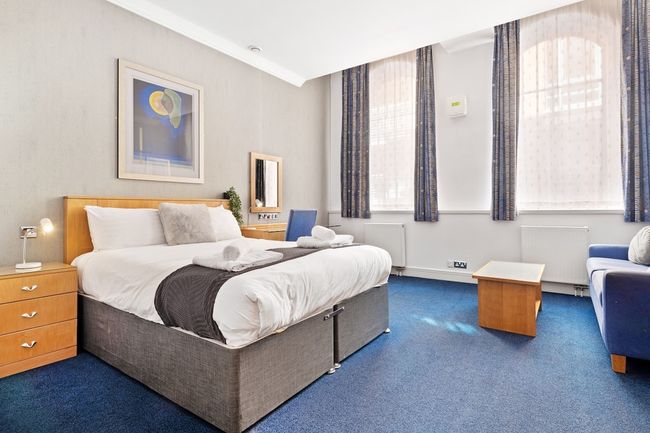 Stylish King Suite in Lace Market, City Centre