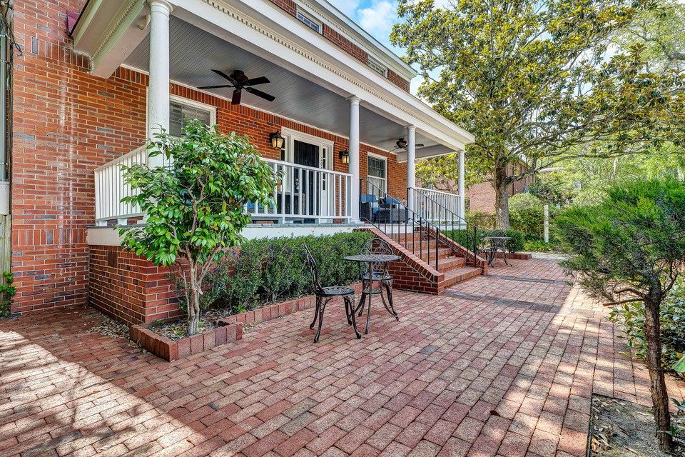 Ebert-Artis Cottage - Heart of Downtown