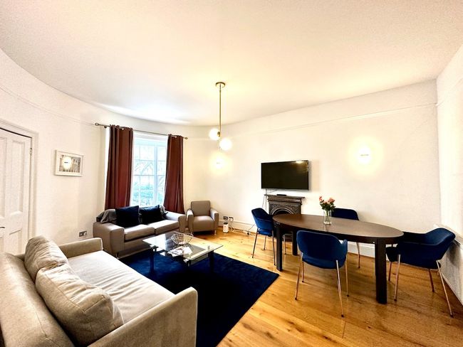 Bright 2 bedroom near Paddington