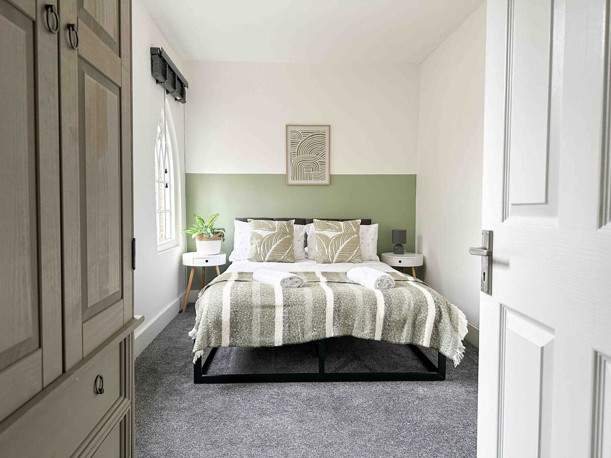 Stunning 3-bed house, Amazing location, Sleeps 6!