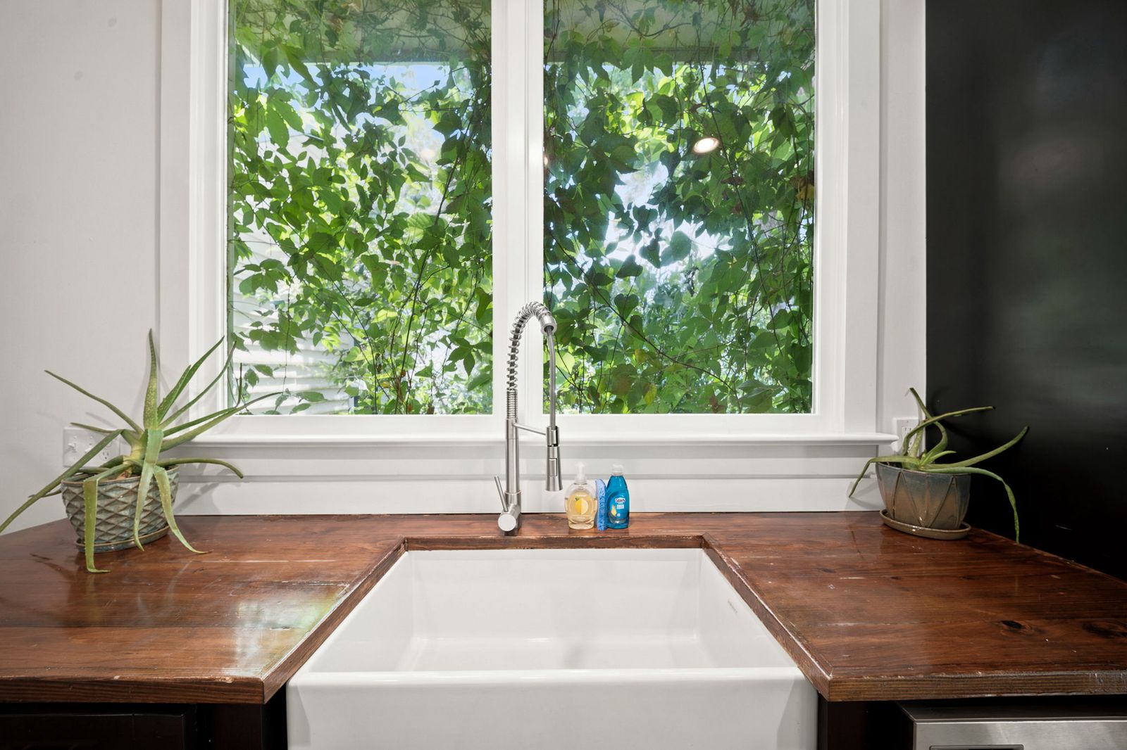 Boho Bungalow - Downtown - Free Parking