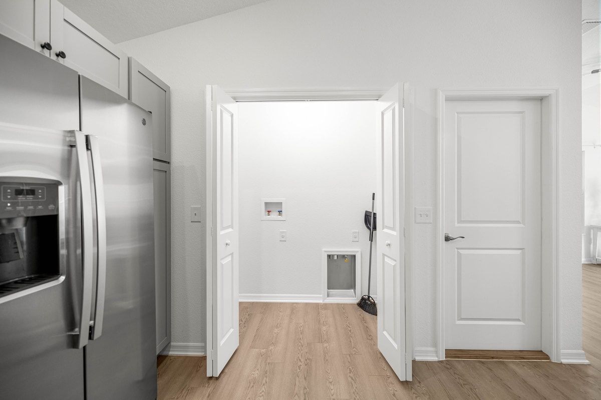Cozy 2BR With Golfcart | 5 Mins to Eastport Sq. — photo 15