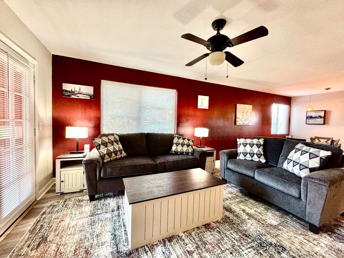 1 Bell Rock Villas 2BR Condo w/ Red Rock Views