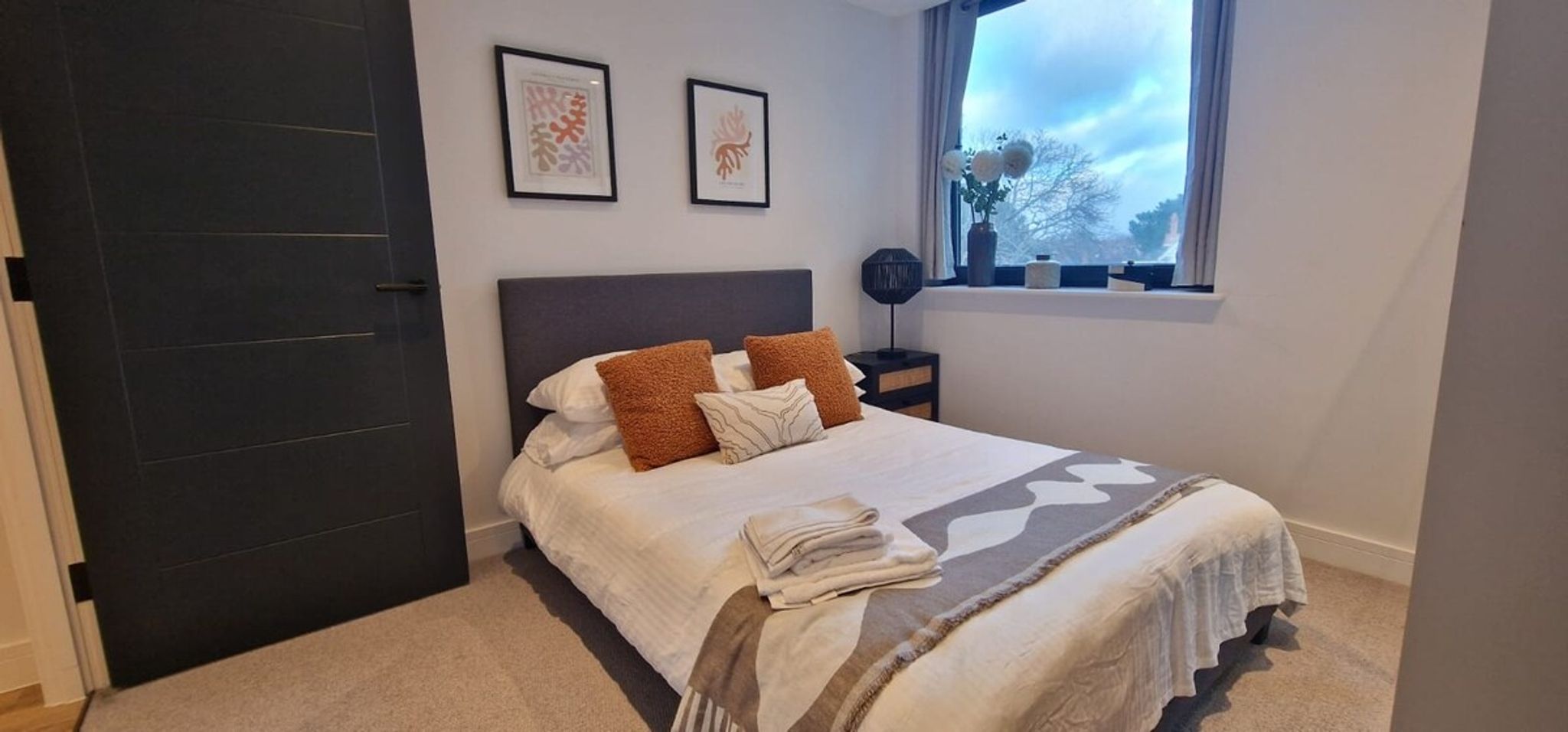Open Mind Property – New Build 1-Bed w/ Parking