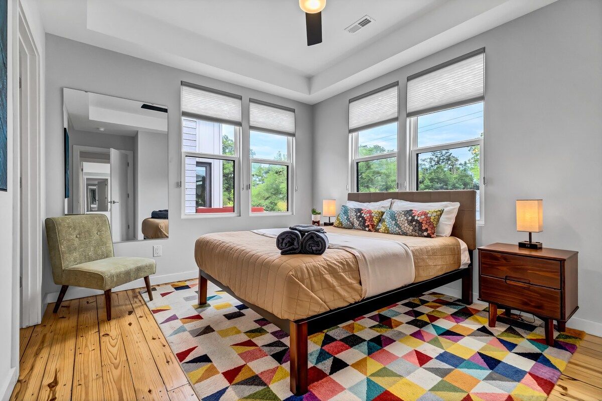 Modern Flat - Downtown