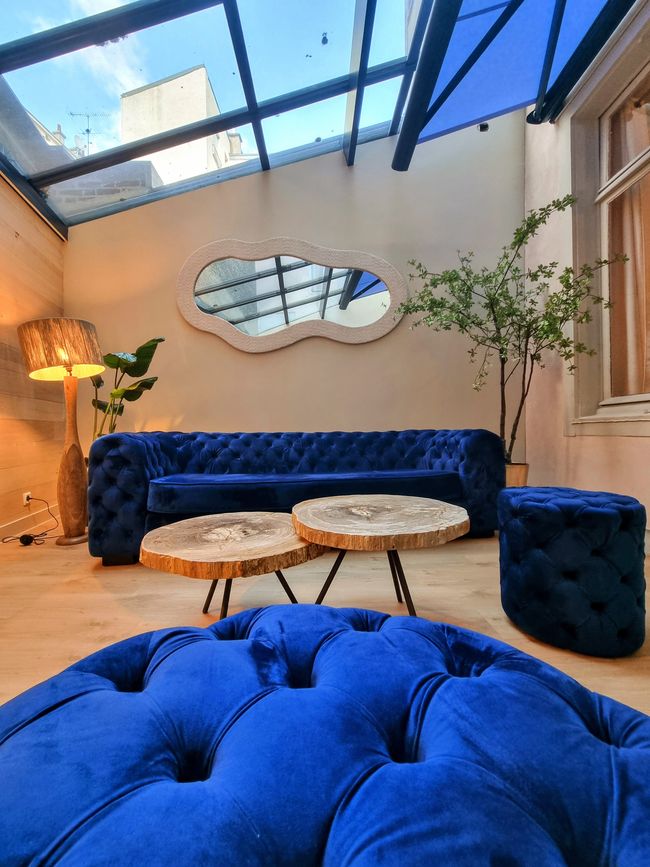 Luxurious apartment with a veranda, city center