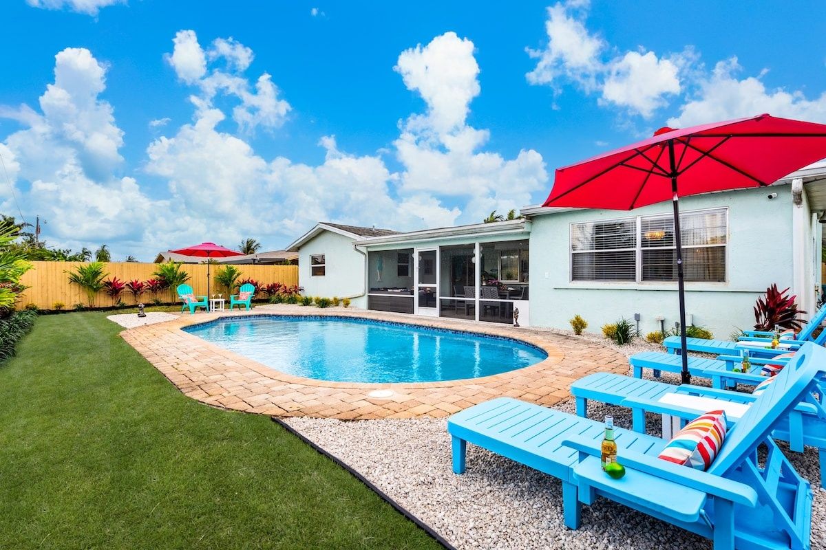 Trop Chic Heated Pool Home Lanai, Pool Table, Ping Pong