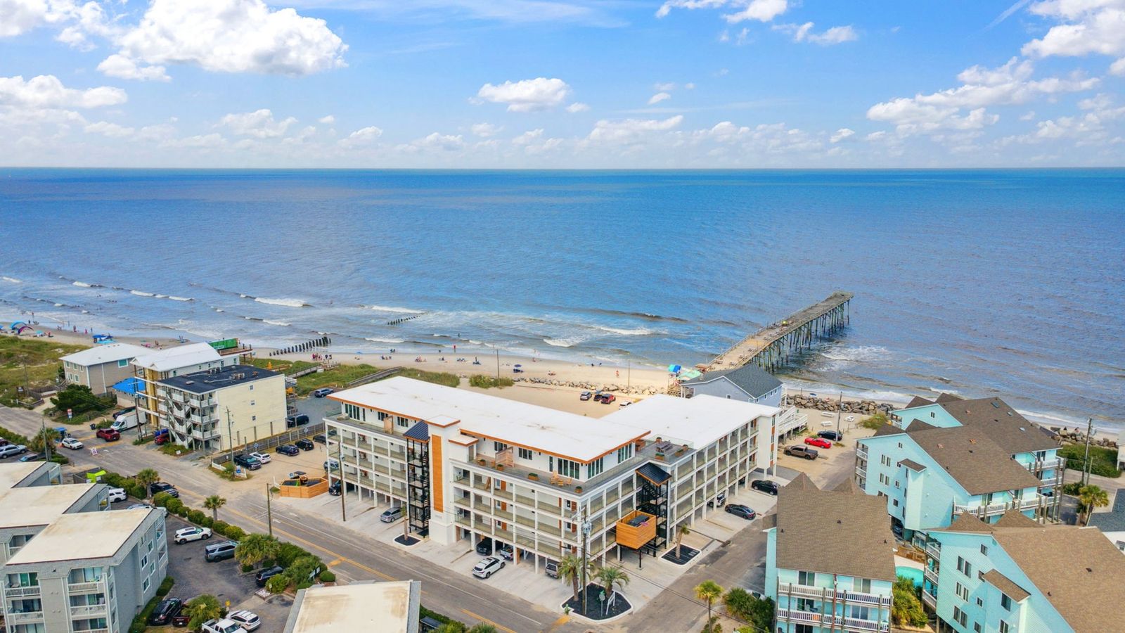Pierlight - Oceanfront Condo