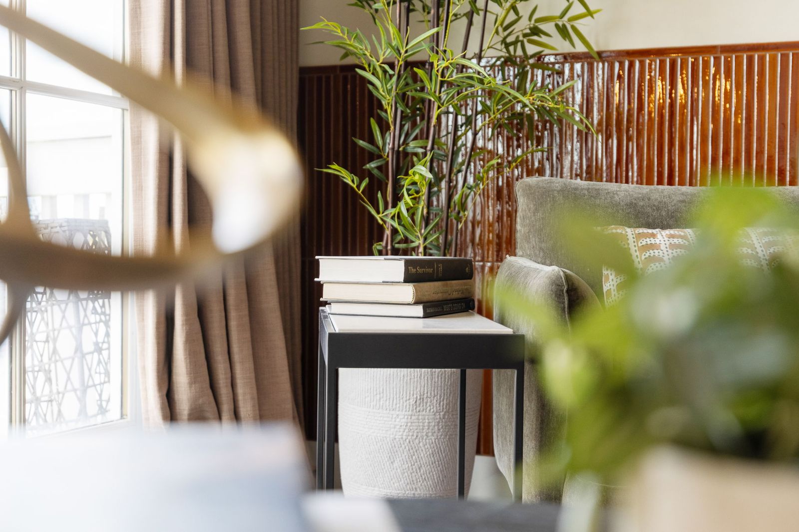 The Lantern Loft - Luxury Riverfront Downtown