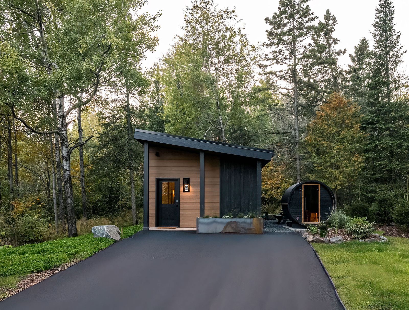 Wildernest Cabins #6 · Wheelchair friendly (ADA)