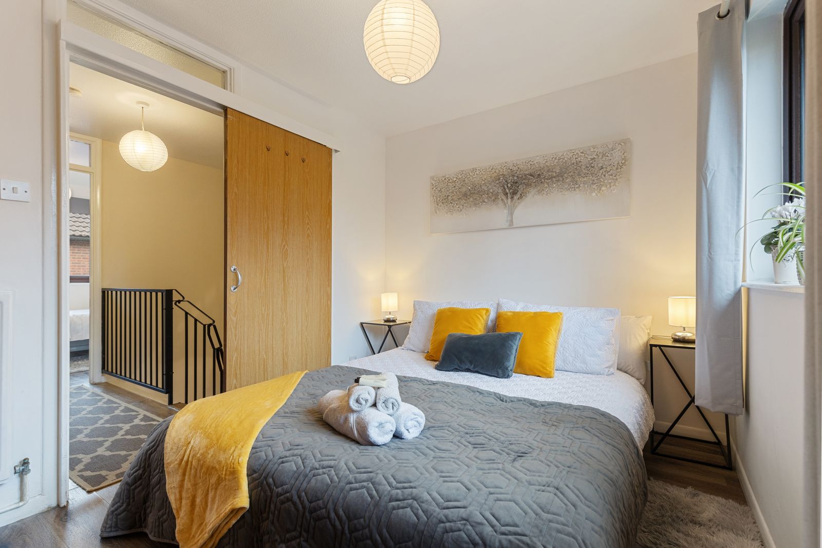 2 Bedroom House | Azzurri Properties | Isle of Dogs | Free Parking