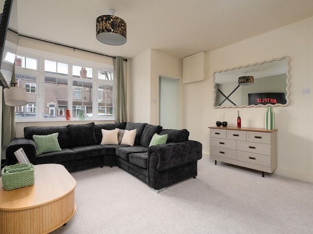 Luxury & Affordable newly renovated for long stays