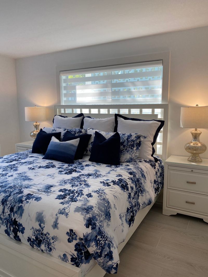 Luxury 2-Bed Condo Steps to Naples Beach & Downtown — photo 9
