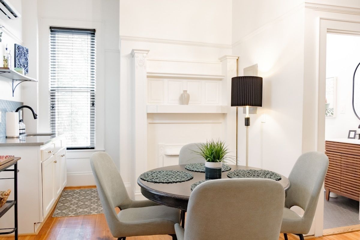 Bohemian Rhapsody Loft in Historic Highland Park