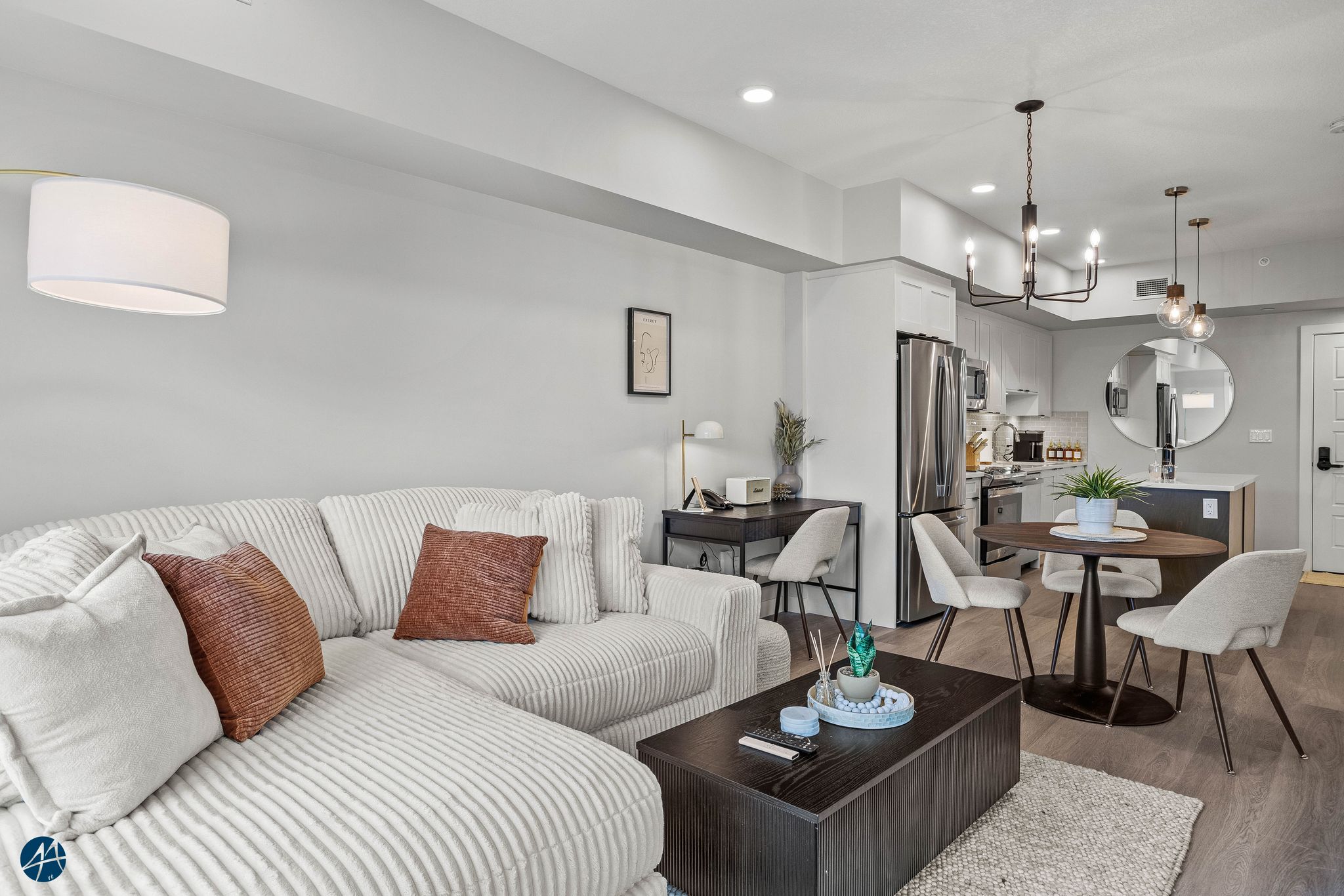 The Pearl - 1 Bed/1 Bath Sparrowhawk-Top Floor/East Facing