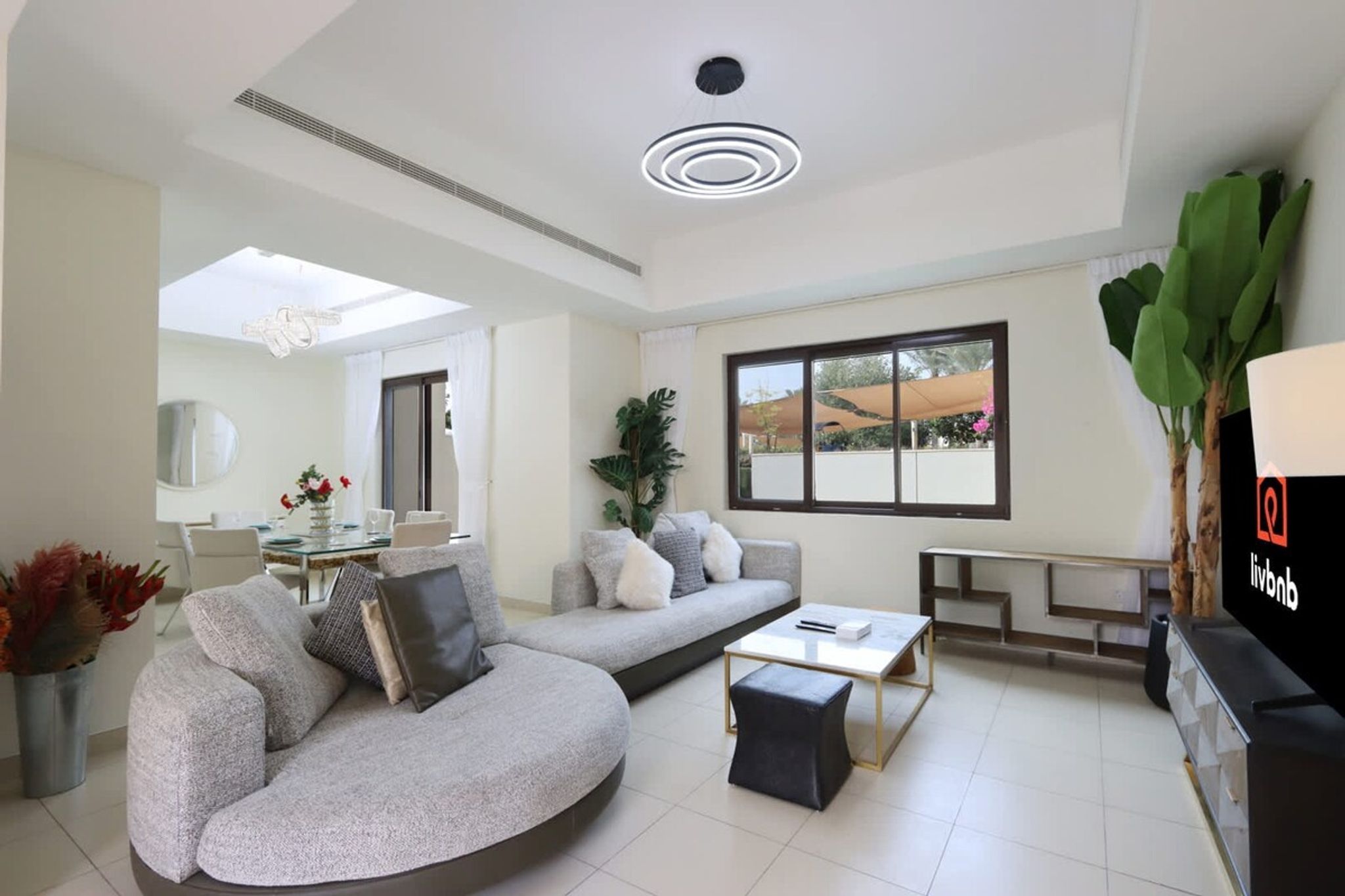 Livbnb-3B Family Villa,Near Community Central Park