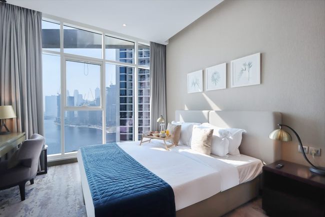 Livbnb - Classy Studio, Panoramic Dubai Canal View