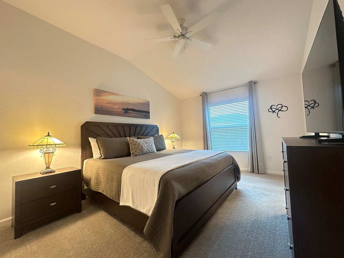 Fire Pit Villa · 2BR · Golf Cart · Near Eastport — photo 7