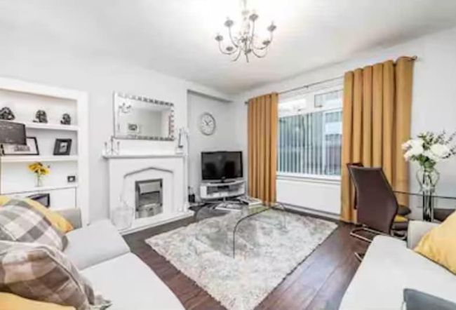 Balmoral Residence - 30 min to Glasgow & Edinburgh