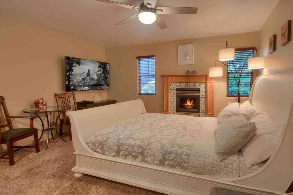 YoBee! Homey Studio in the Heart of Yosemite. Park Entrance Reservation + Free Breakfast included ~U1