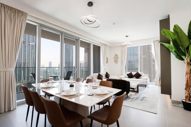 Upgraded 3B+Maid's with Skyline Views at Forte