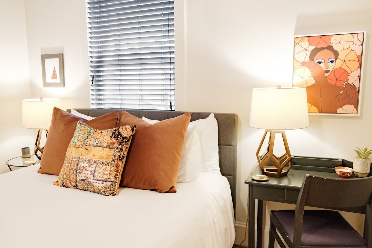 Moroccan Dreams Suite, Walkable to Highland Park!