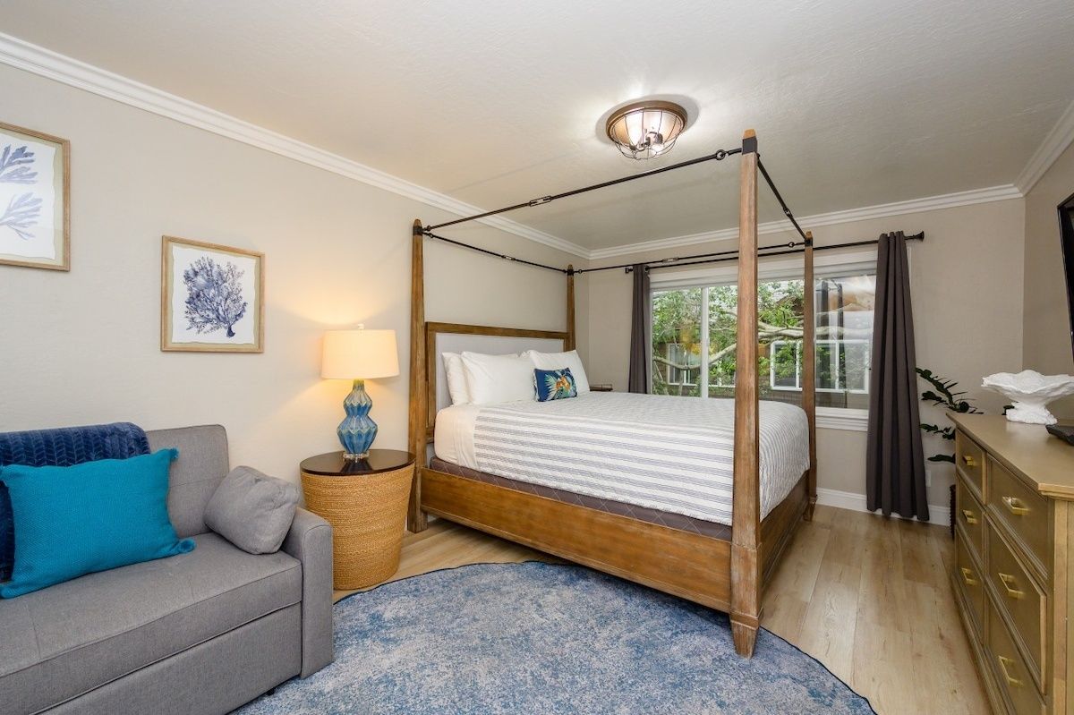 Boardwalk Beach Retreat | .5 mi to Beach | 3bd/3bt