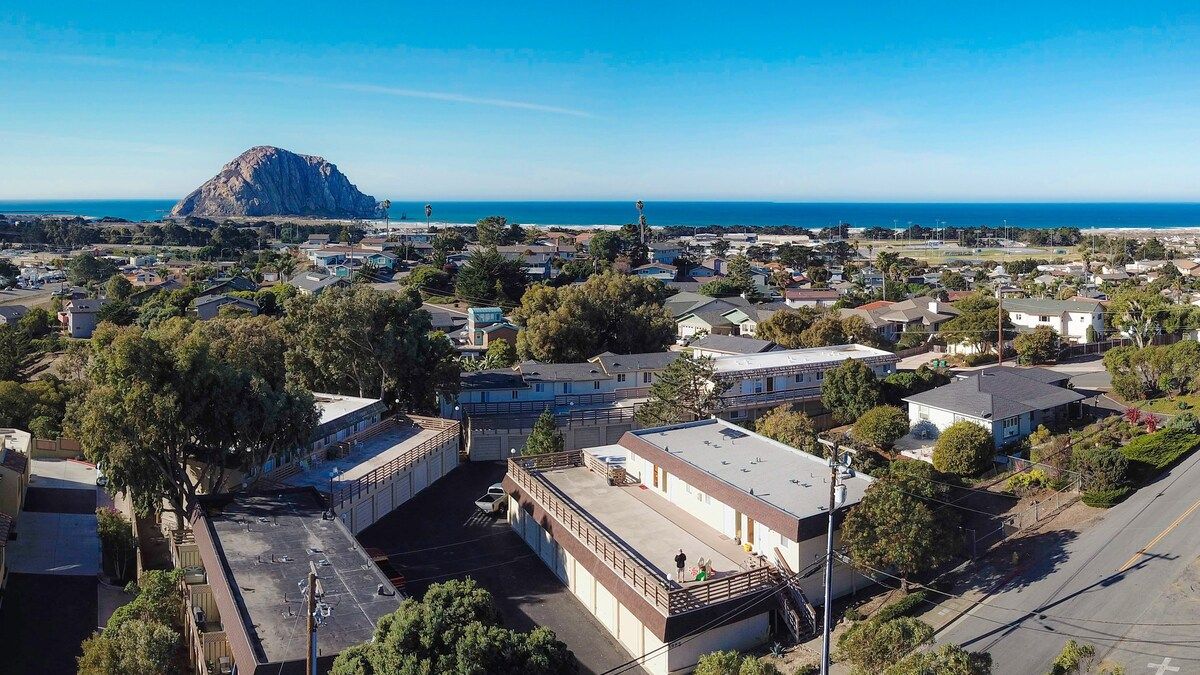 Beachy 2-bedroom townhome - Morro Bay