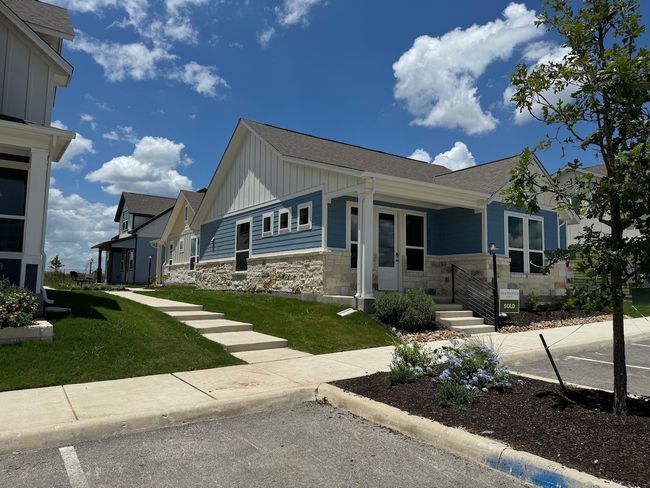 Serene New Braunfels “Blue Haus” Cottage