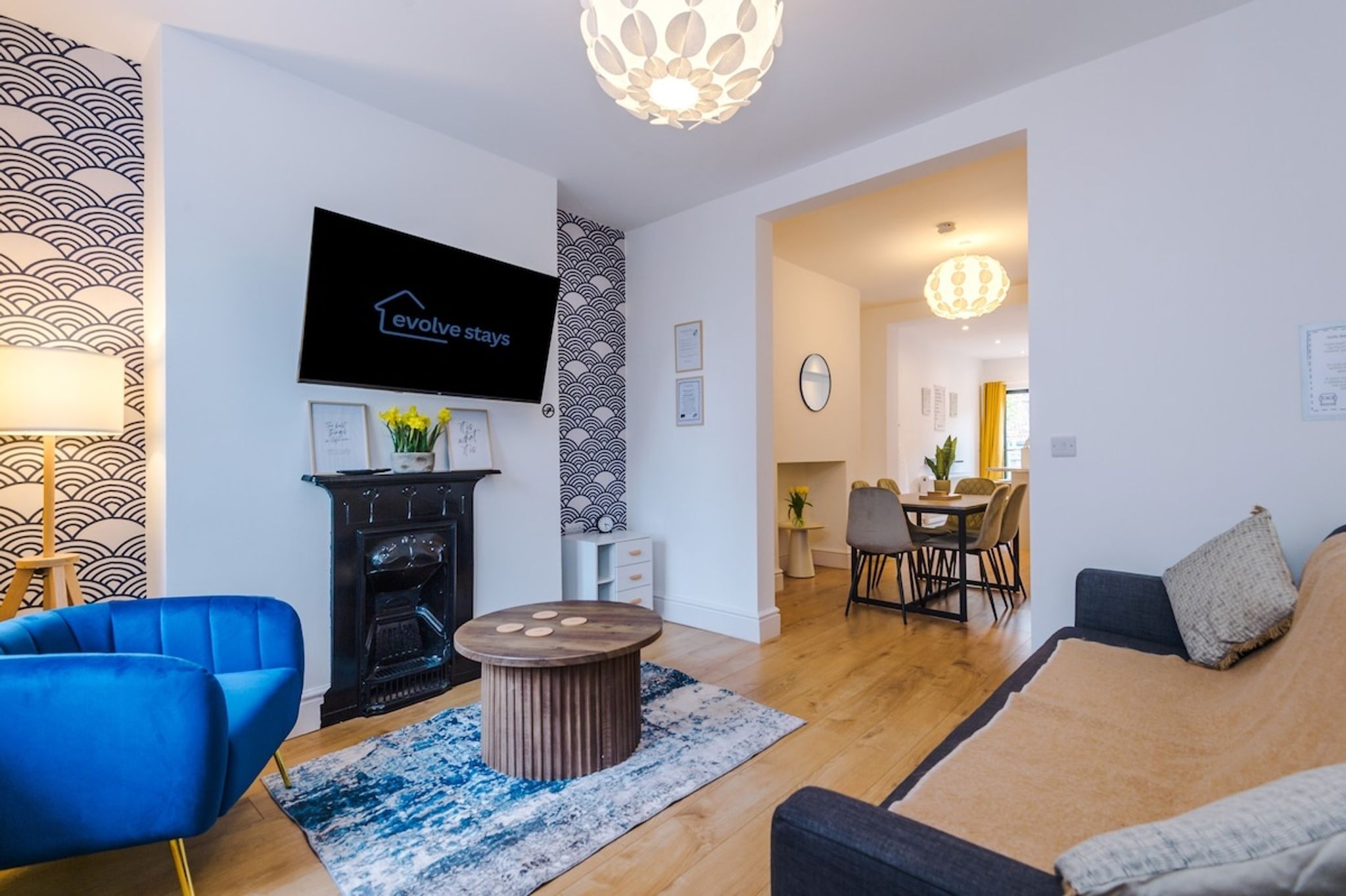 Beautiful 3Bed Home In Altrincham, Free Parking