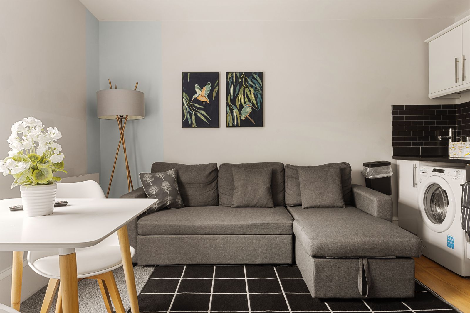 1BR Homey Feels | Near University | ST