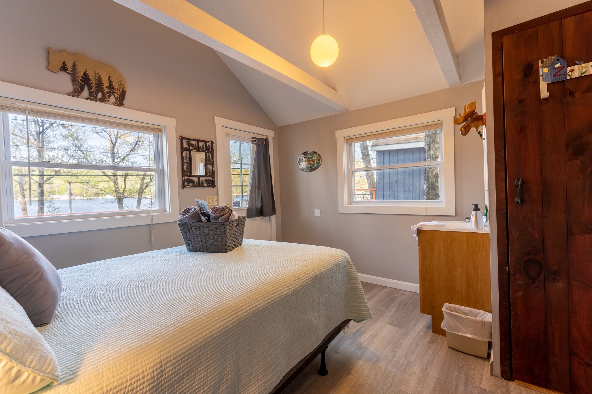 Cabin 2, featuring AC, TV, Wi-Fi, and Lake Views & Access