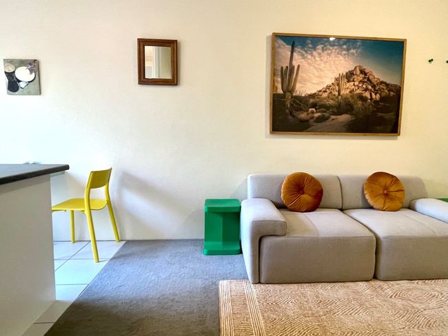 Cosy Newtown Escape | Parking |