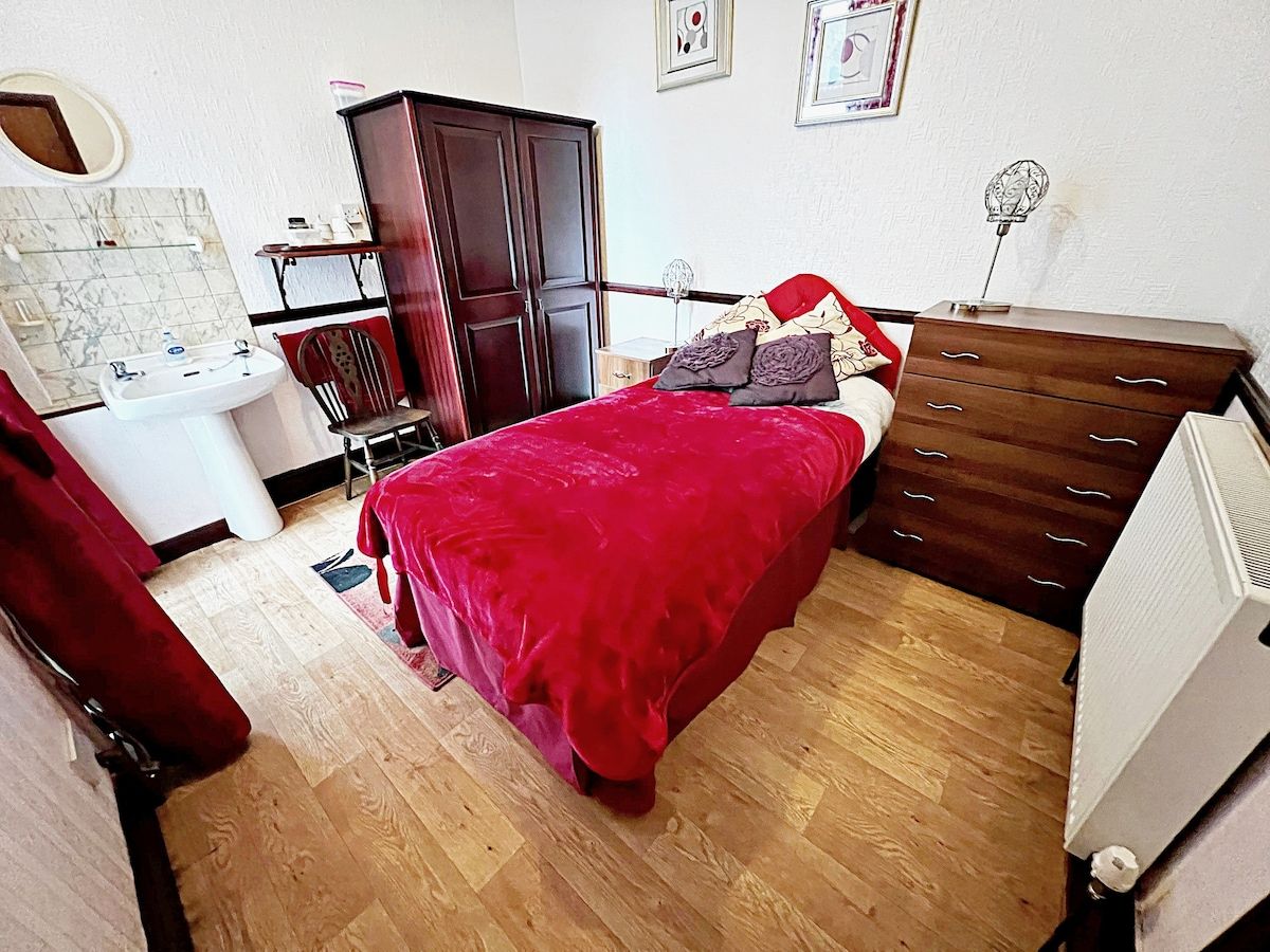 Affordable & Cozy Seaside Guest House| Cleethorpes