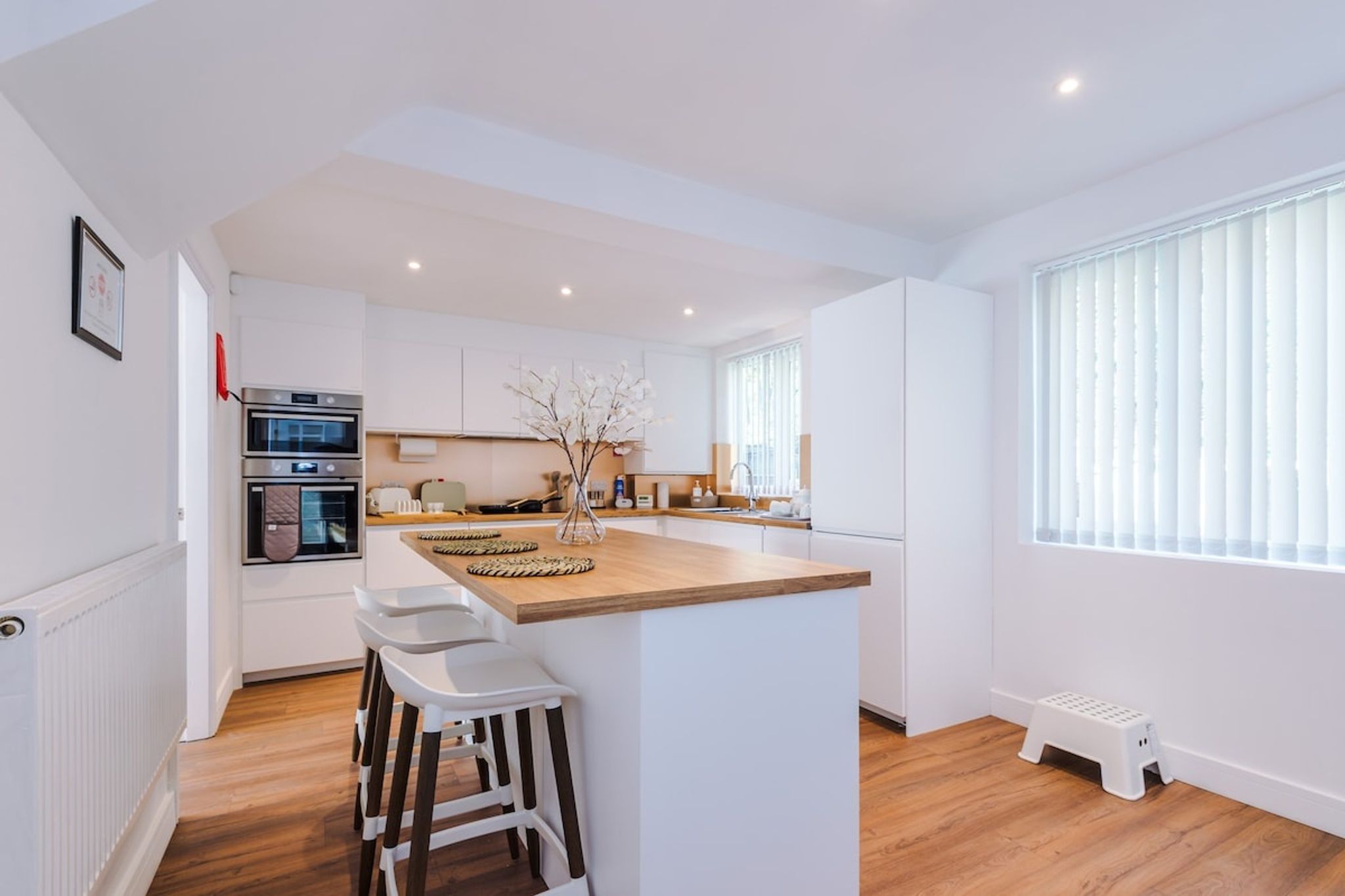 Driveway | Stunning 3Bed Home In Sale | Sleeps 6