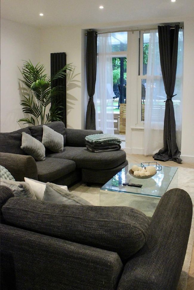 Premium 3BR | Garden + Hot Tub | Sleeps 8
