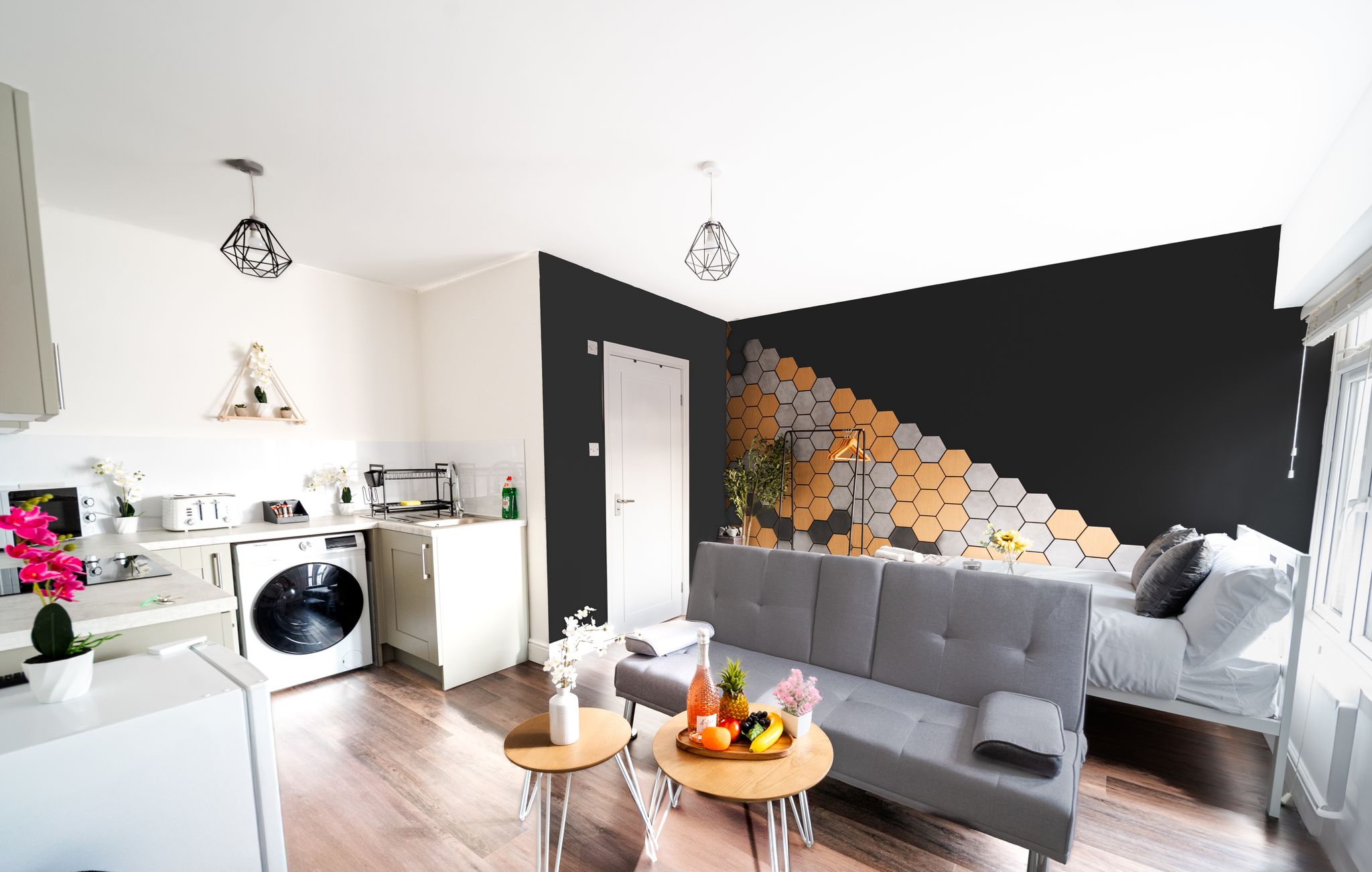 Open Mind Property - HotTub & 1 Double Bed