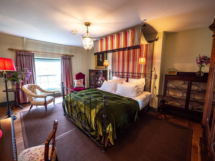 Annex Suite: Sleeps 2