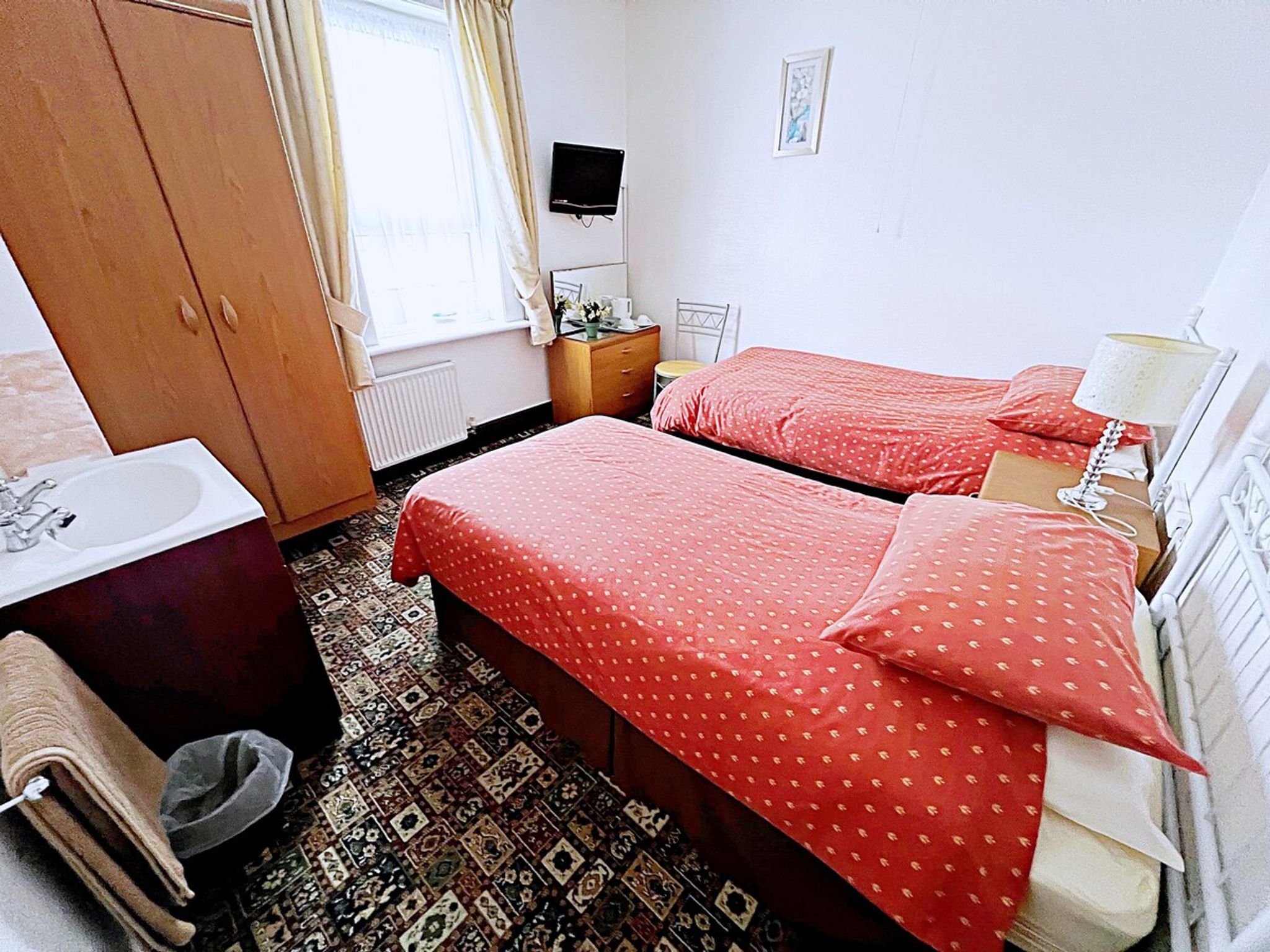 Affordable & Cozy Seaside Guest House| Cleethorpes