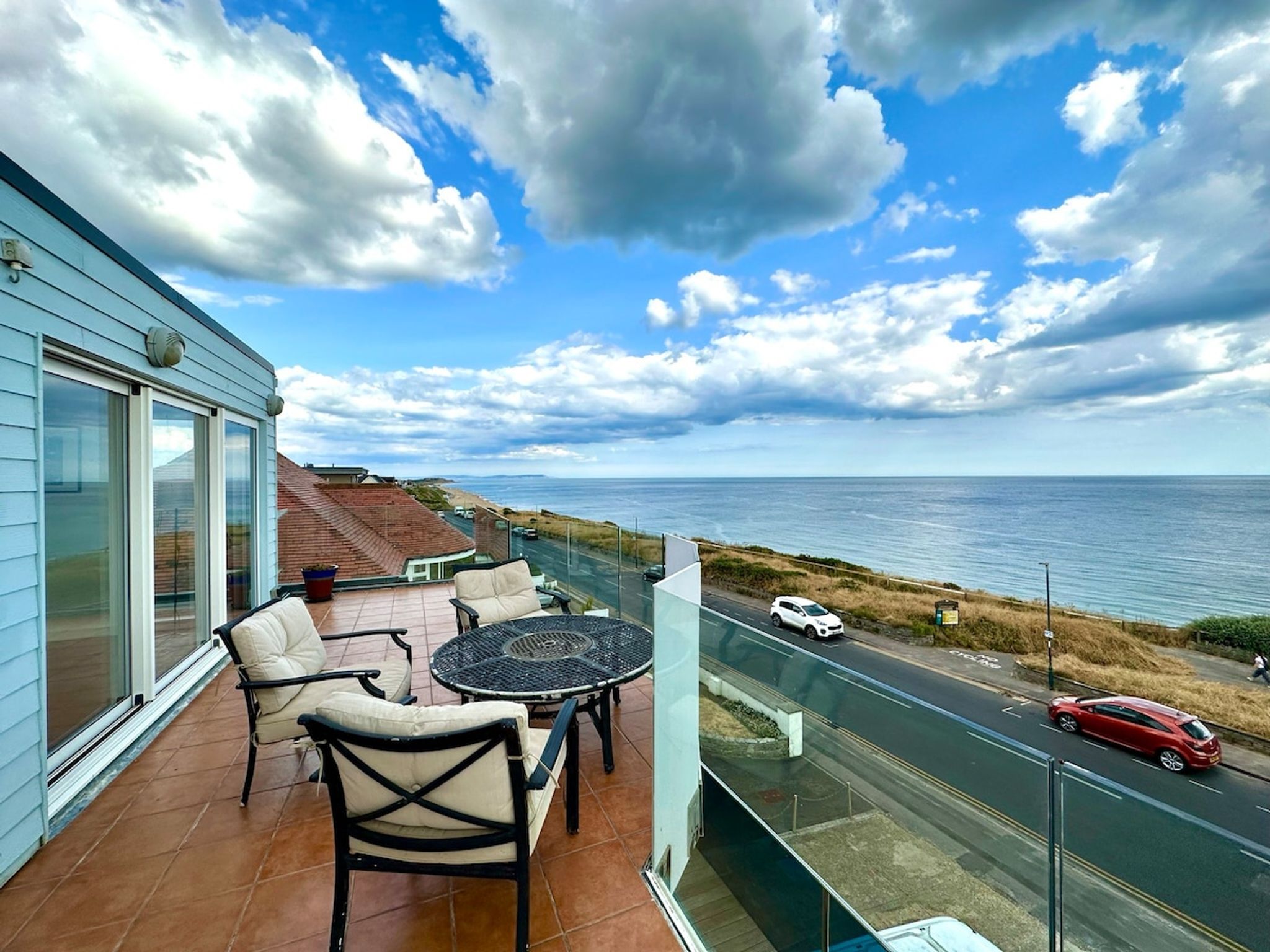 Incredible Panoramic Sea View 2 Bedroom Sleeps 4 WOW!