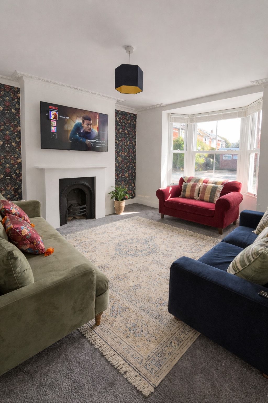 5-bedroom Townhouse