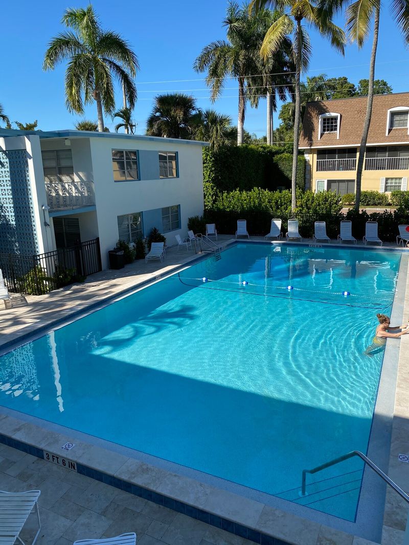 Luxury 2-Bed Condo Steps to Naples Beach & Downtown — photo 21